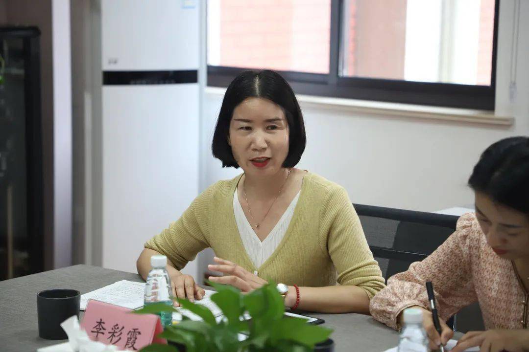 最后青西小学副校长张丽华对此次参培做小结,她从内心对比了此次与