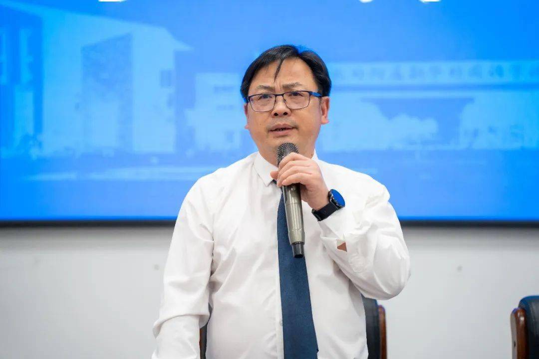 蒋平校长表示,优秀师资造就学校薪火相传的发展灵魂,多元升学拓宽学生