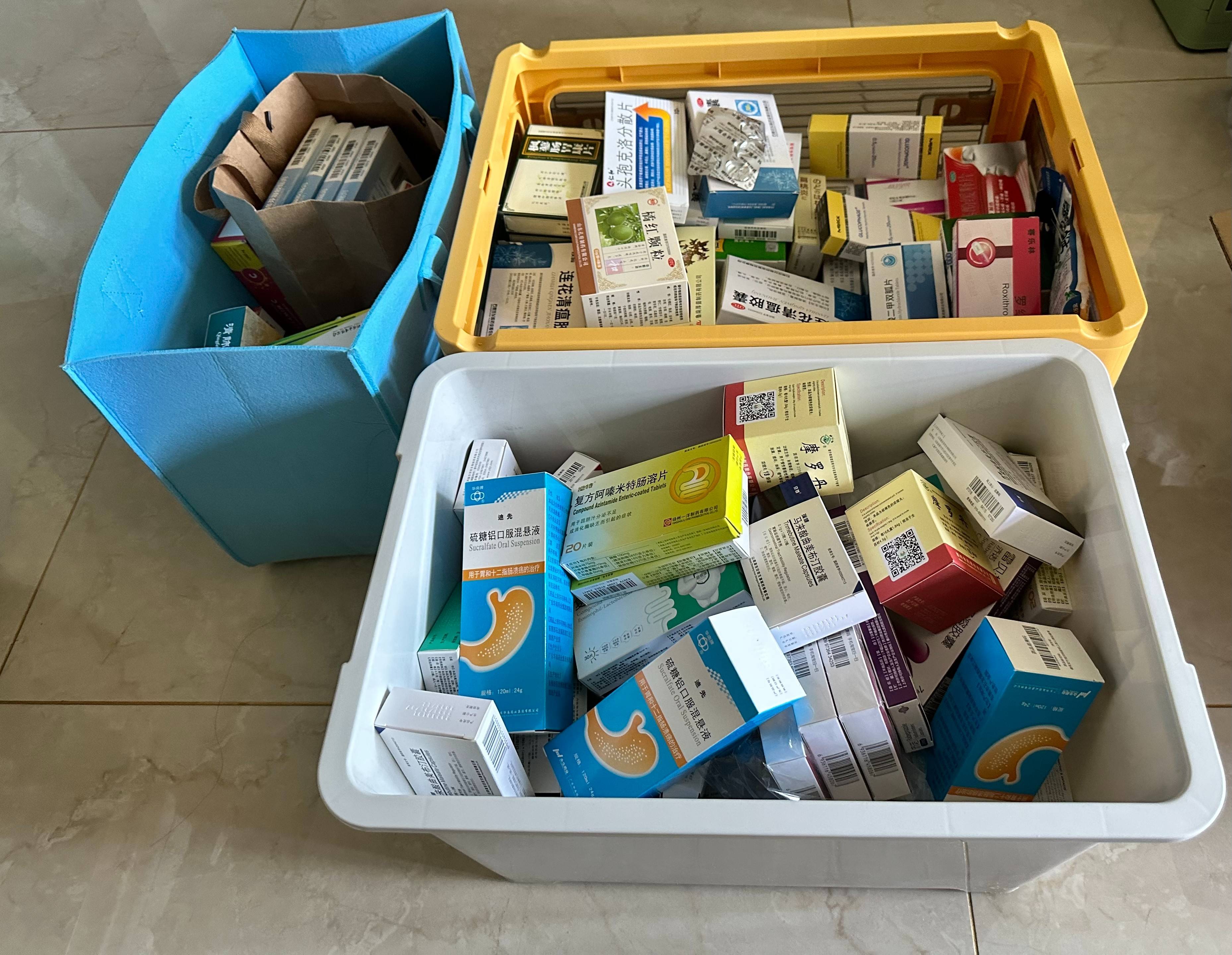 家家小药箱都囤着一些过期药,家庭小药箱应经常清理