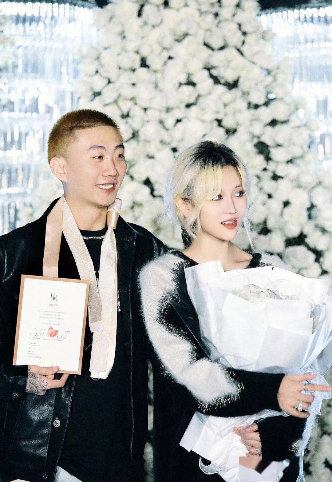 涉嫌家暴?melo和女友正式宣布分手!曝出更多细节!_rapper_感情_说唱