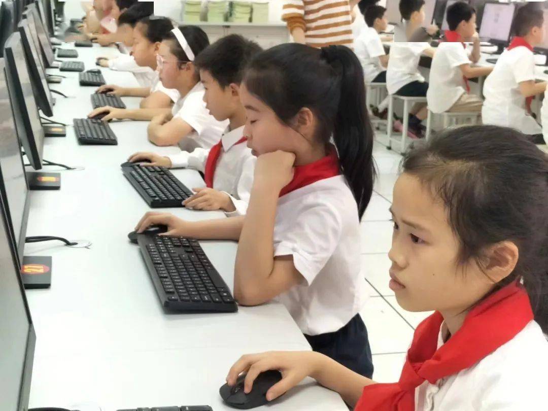 校园动态|品趣数学 人人出彩—三明市实验小学"玩