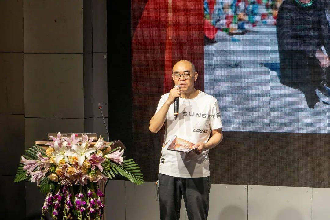 刘广宇总结点评论坛最后,四川师范大学影视与传媒学院教授,博士生导师
