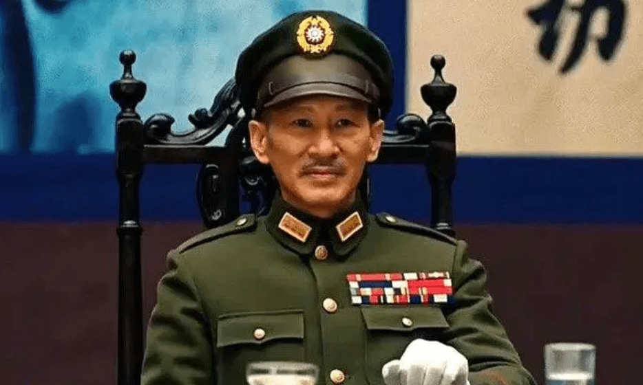 1945年,我党挺进东北时,国民党咋还放弃东北?