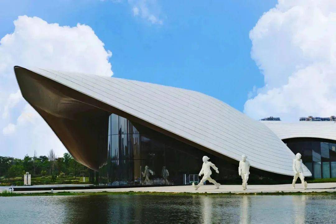 0元邂逅成都市美术馆--将生活诗意,与浪漫同行