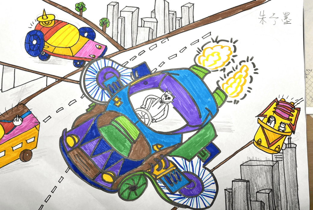 未来汽车的画作,然后由家长和孩子共同参与,将孩子的手绘作品上传至