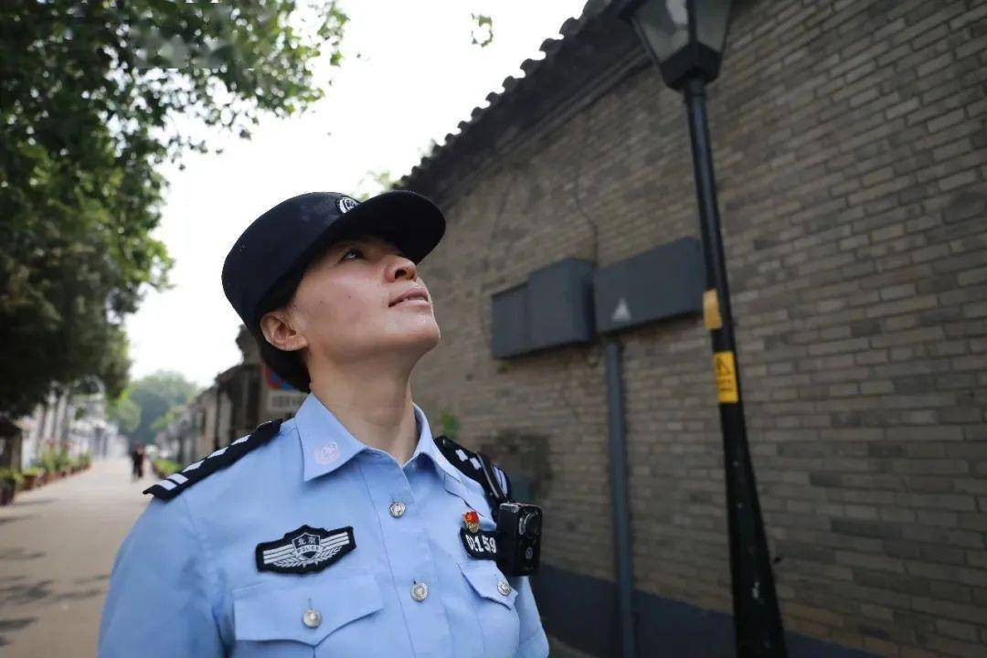 一个胡同女警和她的18年._王依军_社区_居民
