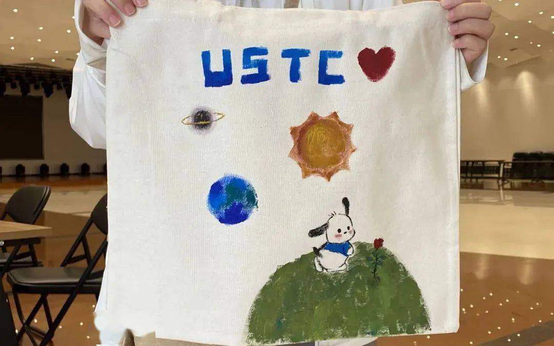 永远科大人 | 寰宇东路的日子:帆布包diy&毕业照约拍(文末有福利)