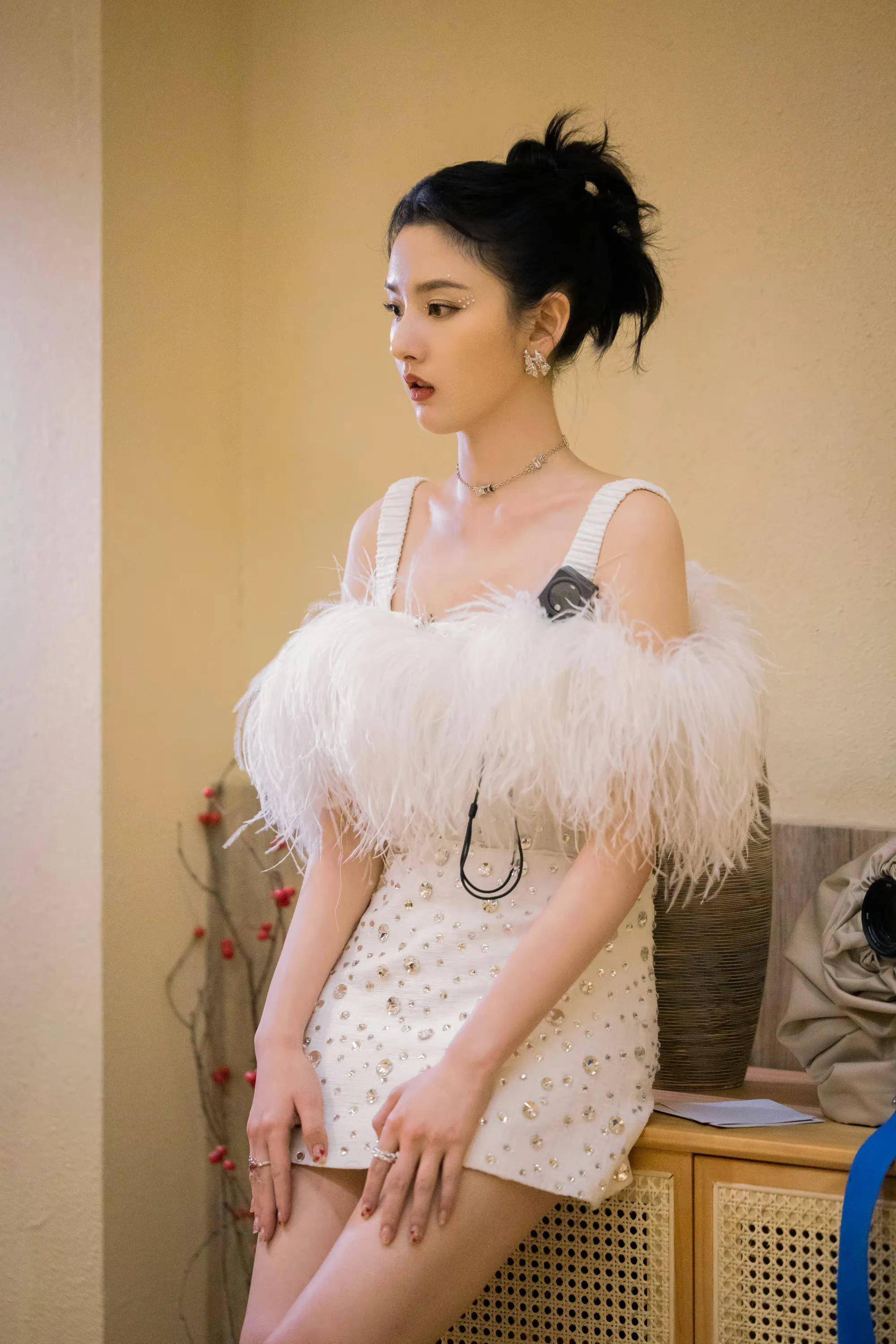 明星宋祖儿时尚写真:萌萌哒美美哒女星