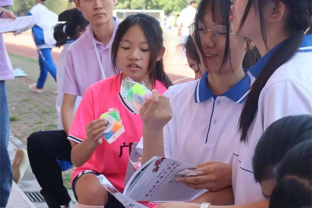 中学科技文化展系列 | 走近邝维煜纪念中学_活动_招生_我校