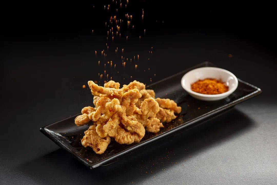 2 限量抢01(红糖糍粑)生意也是爆炸好,前厅后厨几十位员工从早到晚都