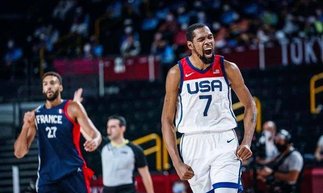 杜兰特拥有10个MVP，他是世界篮球史上第一人