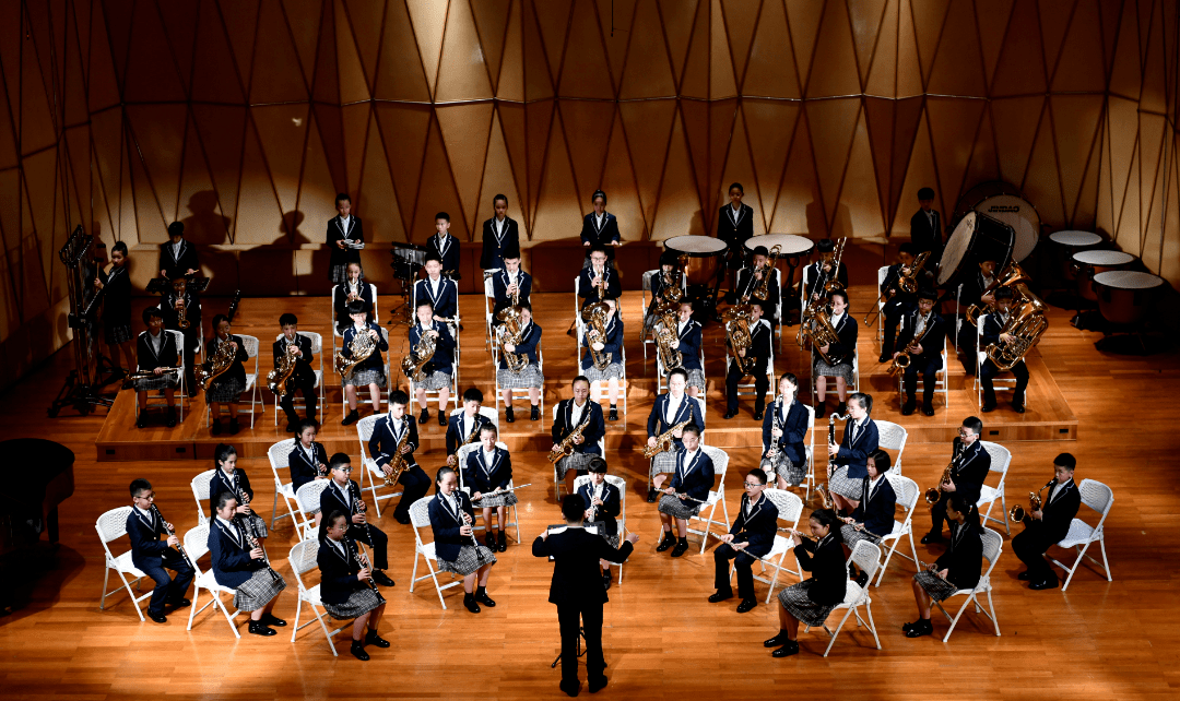 鞍山市交响管乐团图片