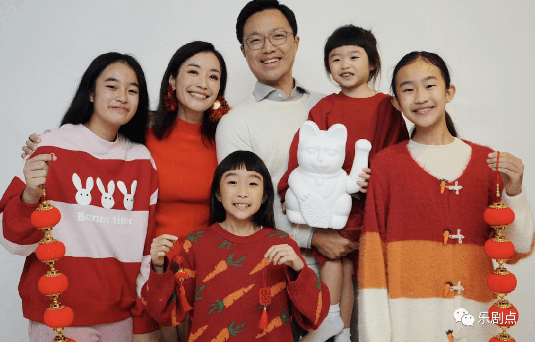 前tvb女星与名媛庆祝47岁生日,林建岳长女现身,两人相识逾30年_张新悦