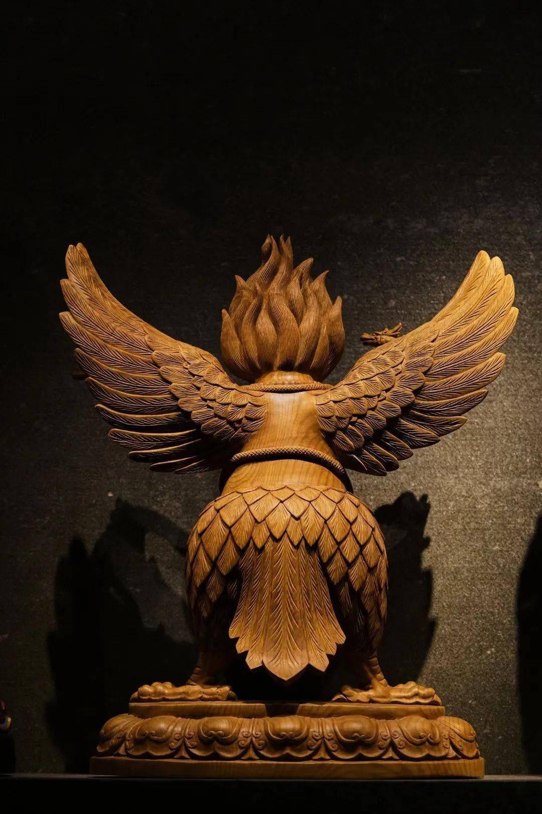 【巨匠严选】 大鹏金翅鸟·楠木_雕塑_文化_细节