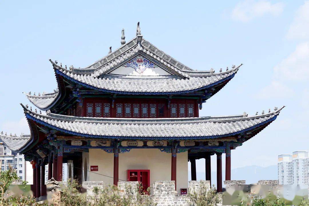 【苍洱处处石榴红】大理市龙尾街:同筑一方城 同饮一井水_社区_民族