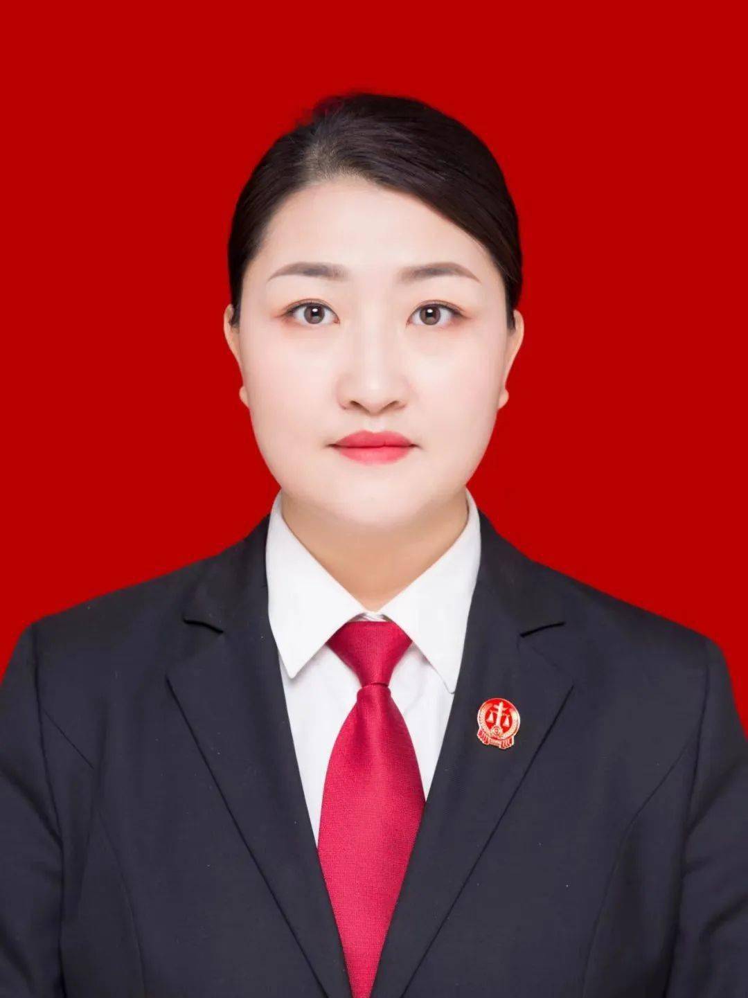 王 翔重庆市万州区人民法院环境资源审判庭副庭长绿水青山就是金山