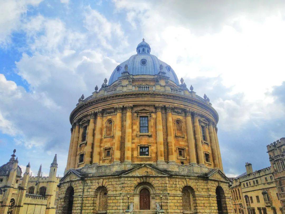 走进图书馆——牛津大学拉德克利夫图书馆_搜狐网