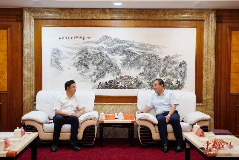 朱健会见湘南学院党委书记邹宏如一行（原湘南学院党委书记）