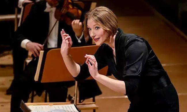 【重磅】dg签约史上第二位女指挥家_音乐_合作_莫扎特