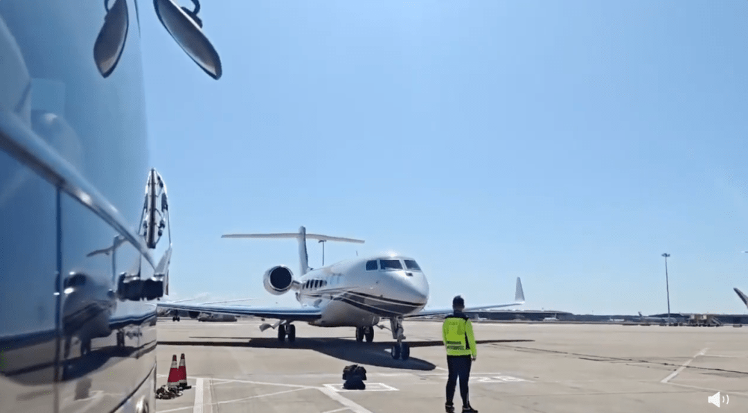 梅西乘私人飞机抵达北京,开启第七次访华之旅_球员_内容_新闻