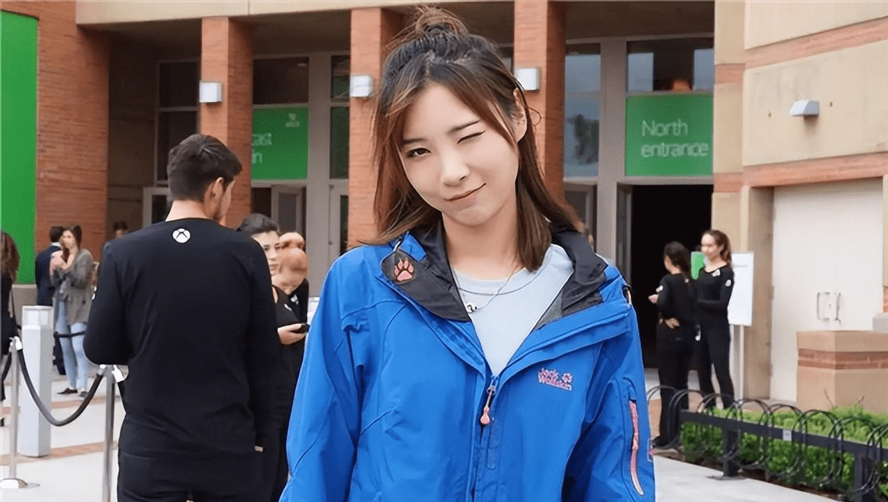 不过石悦的父母在这方面还是比较开明的,他们跟女儿做了一个约定,游戏