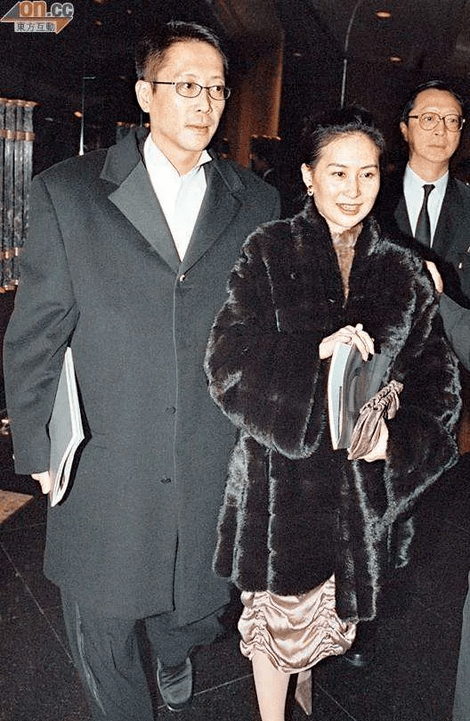 比丑,谁都干不过李嘉欣_何超琼_网络_许晋亨