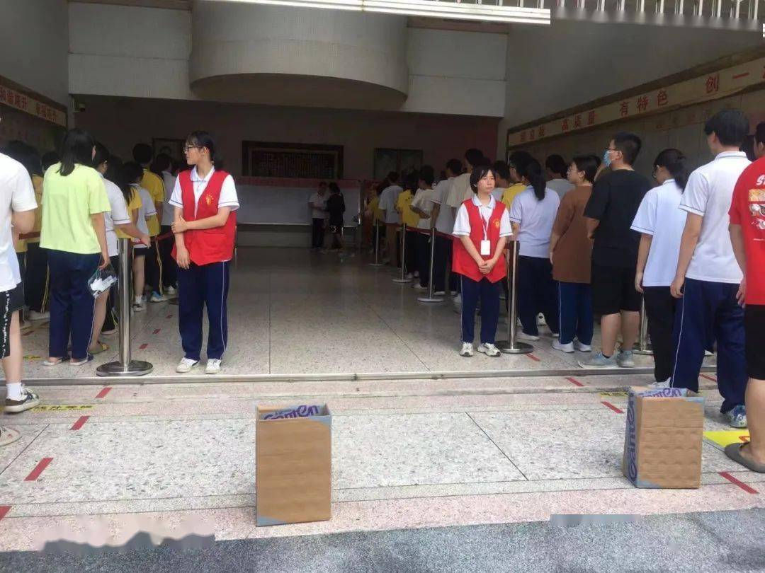 本次到晓升中学考点参加高考的考生还有来自潮南区黄冈实验学校的学生
