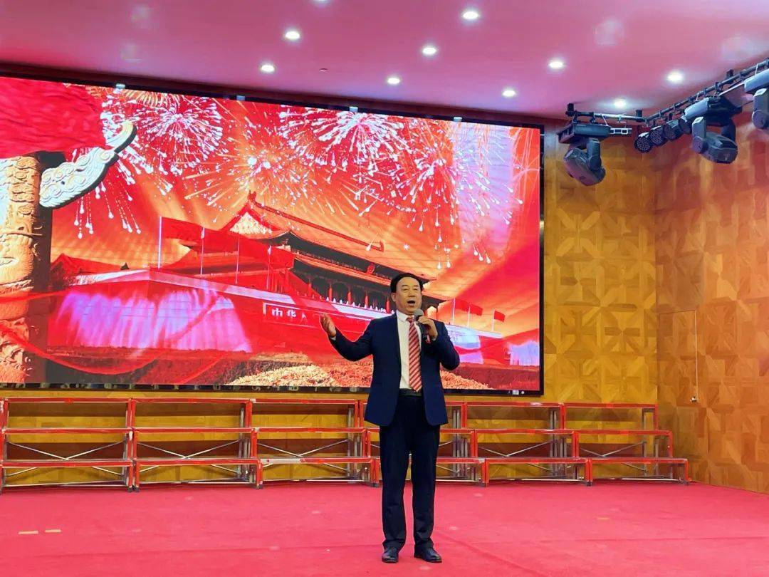 "银龄"竞技各展风采区老年大学文艺节目汇演圆满结束