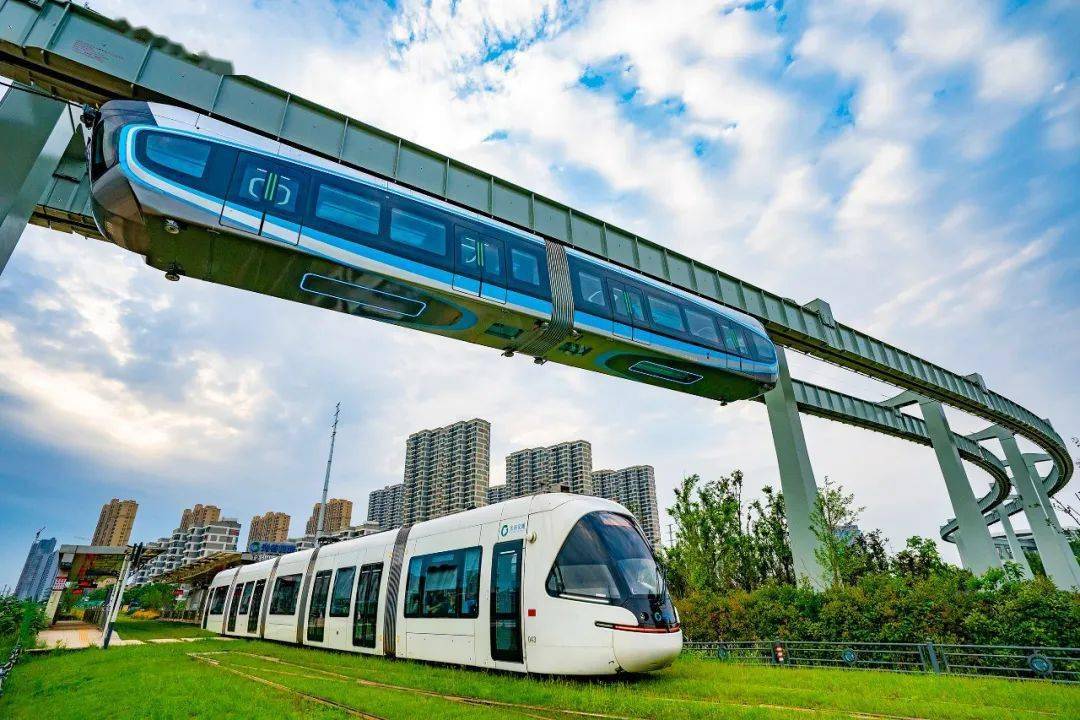 武汉光谷现代有轨电车运营有限公司成立于2015年11月11日,是武汉东湖