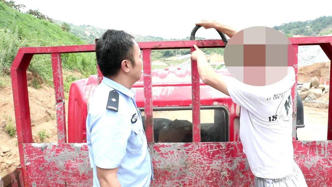 "暗箱操作"诈骗15余吨钢材_工地_曹某_货车