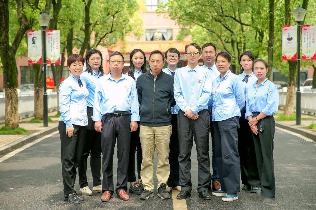 物理教研组英语教研组数学教研组语文教研组名师风采,雅德懿范.