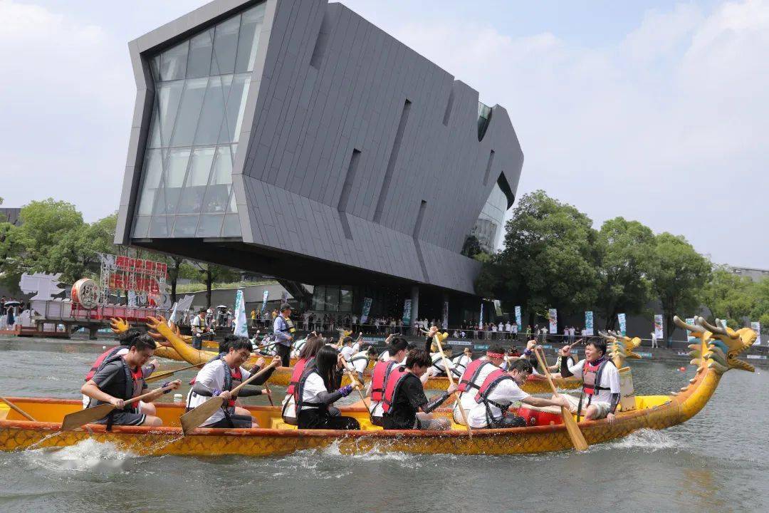 网友:还是游戏公司会玩_巨人网络_员工_参赛