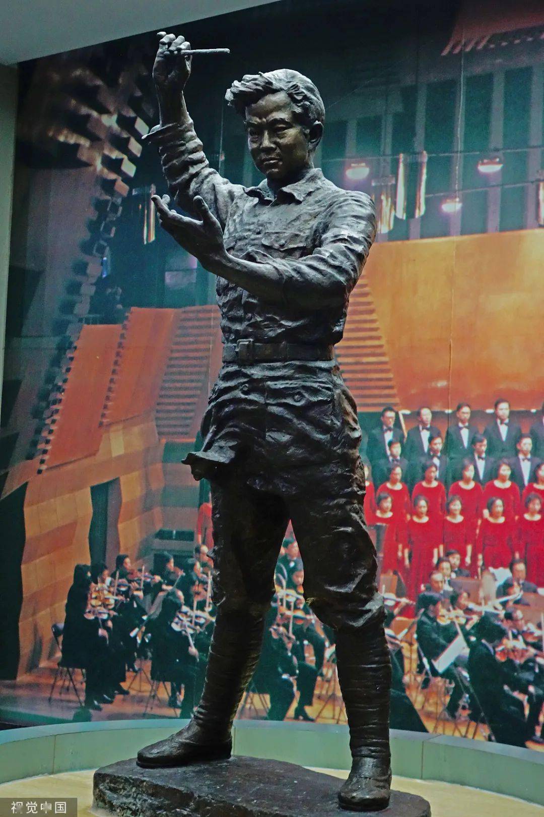 冼星海祖籍在今南沙榄核镇湴湄村,过去属番禺.