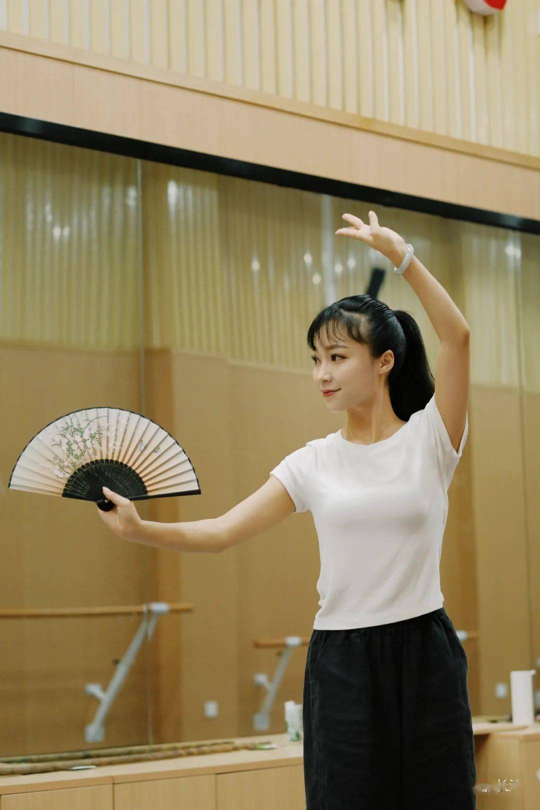 在陈雨晴的理解中,花鼓戏是非常接地气的一门戏曲艺术,相比湘剧常常