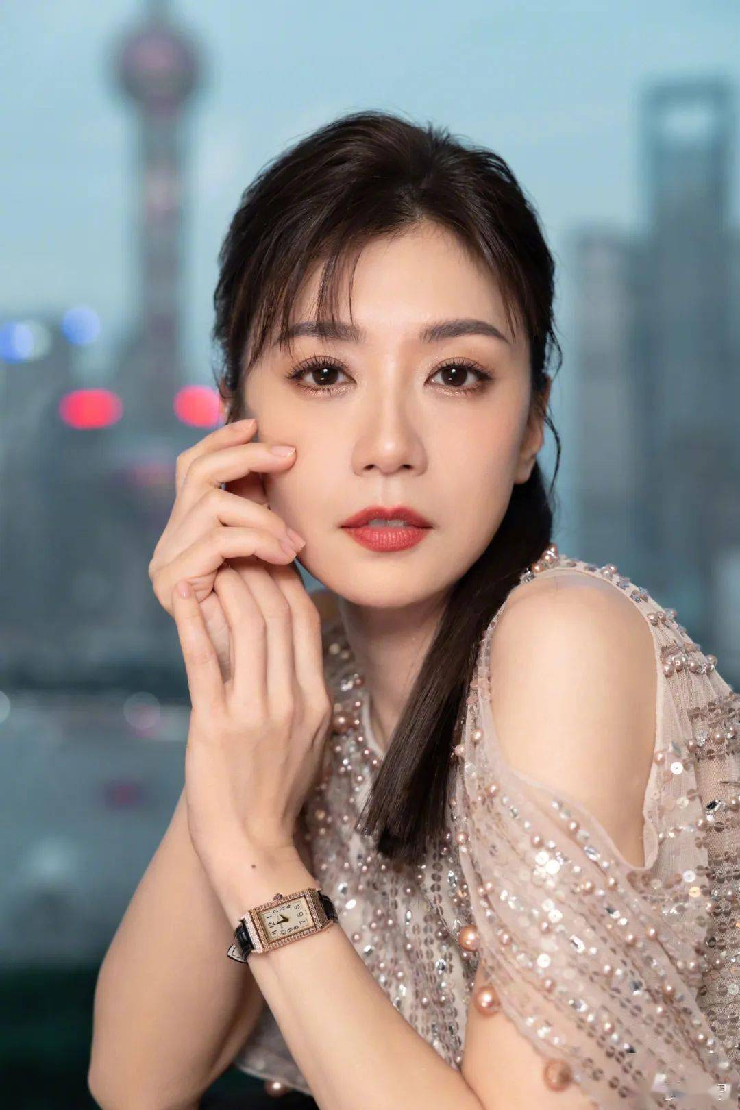 贾静雯女士,你是如何做到魅力不减当年的?_人生_角色_修杰楷