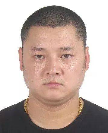 王建刚,男,汉族,1980年5月2日出生.