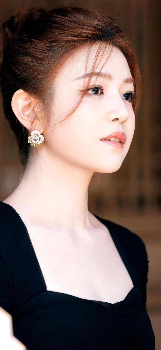小龙女陈妍希