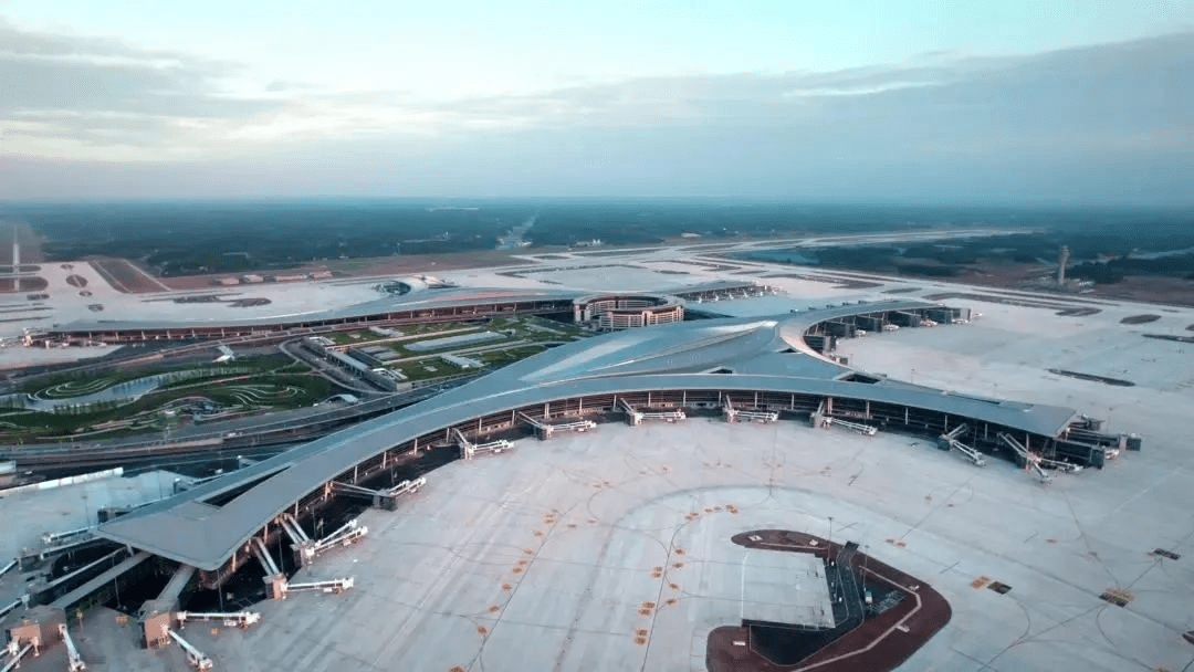 嵌入全球产业网络体系,成都临空经济正“凌空”_机场_的项目_发展