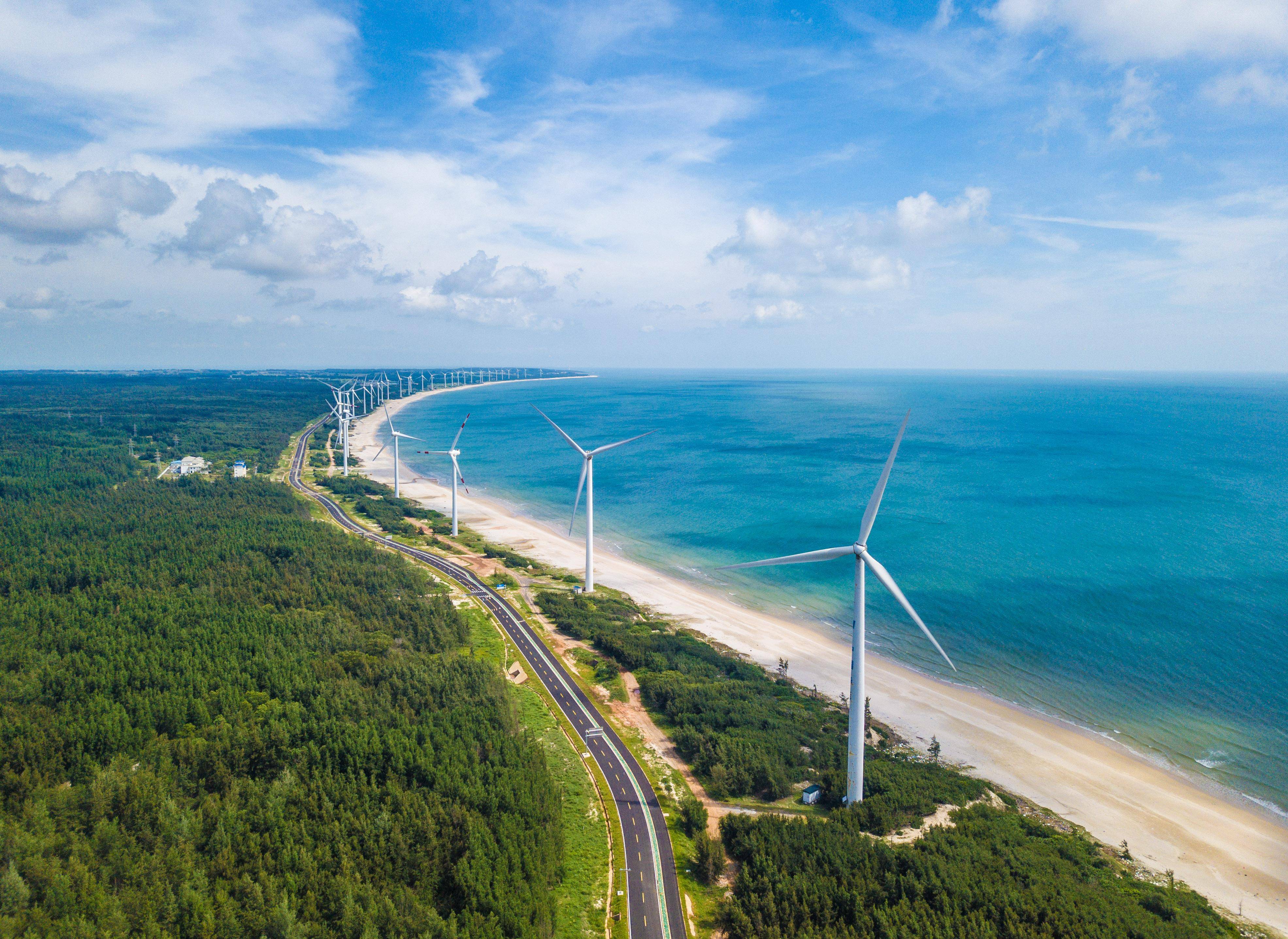 (经济)海南环岛旅游公路主线路基段建设完成