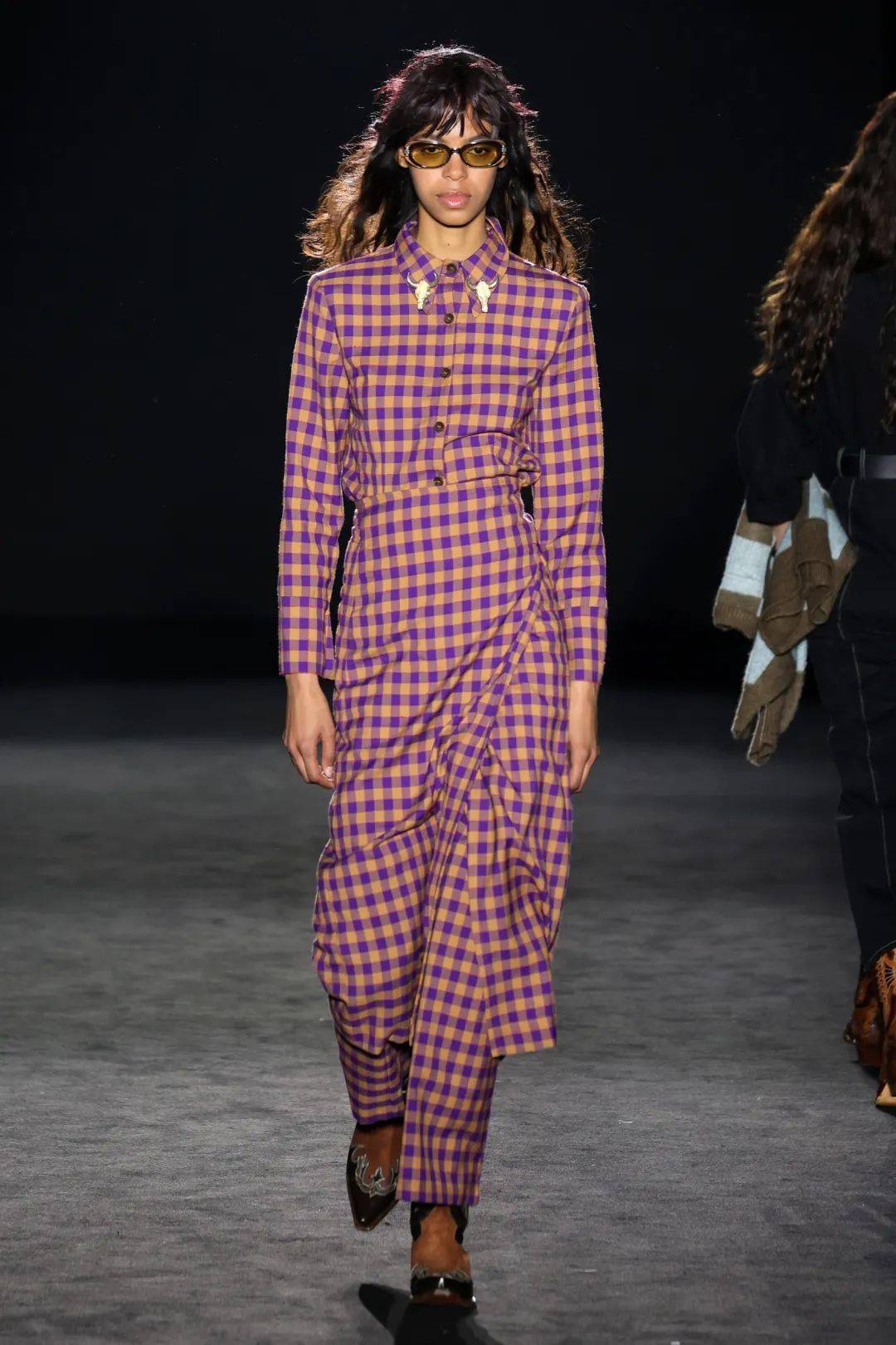 趋势| 别再说格纹老土了,维希格纹又流行回来了~_春夏_白色_元素