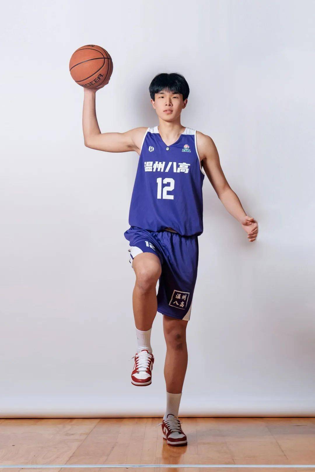 夏晨铧林琛博邵子毅吴骐宇支俊豪章新源黄浩然叶晨然严华铿申韩中教练