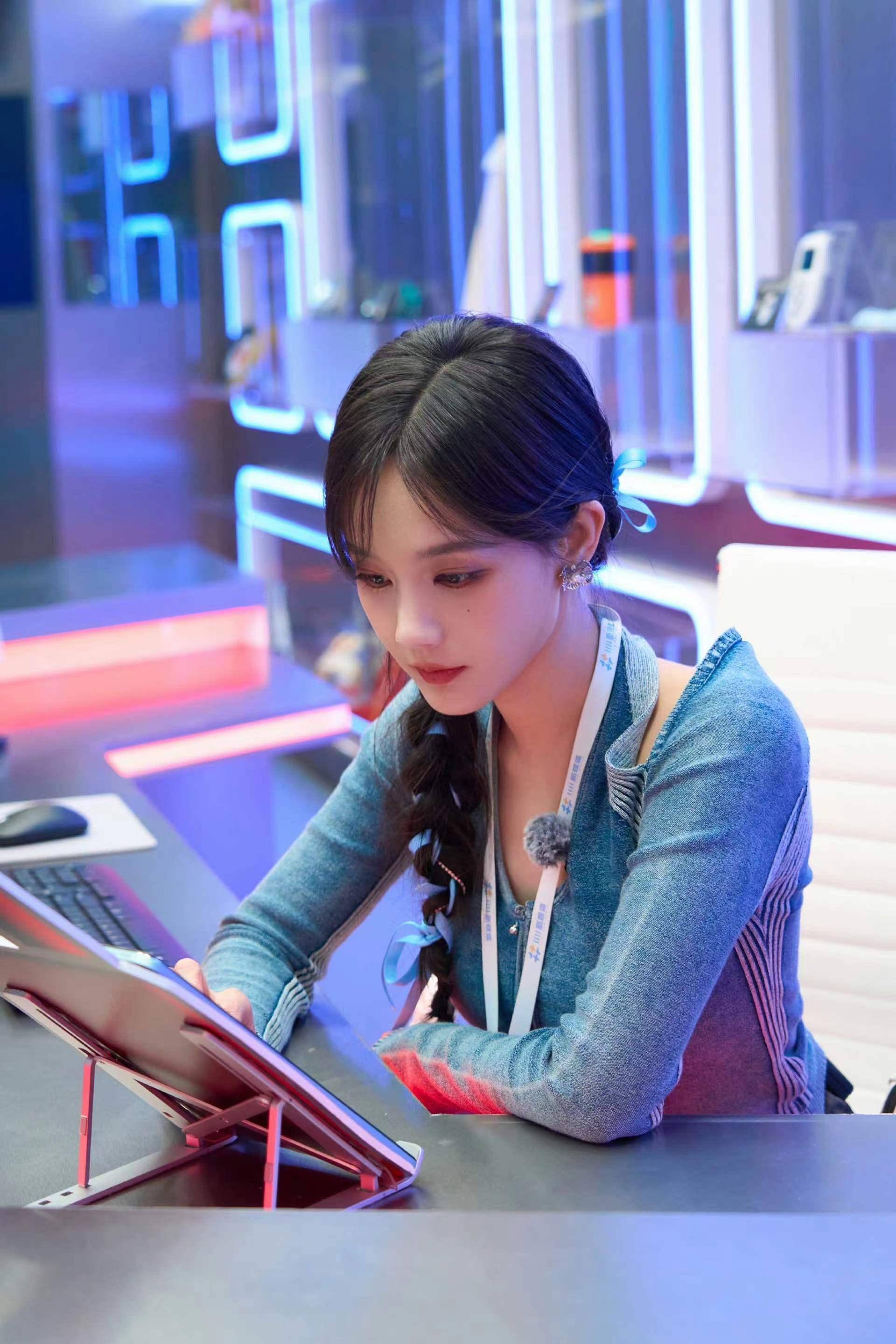 《女子推理社》大结局高燃来袭,张雨绮急到崩溃李雪琴carry全场