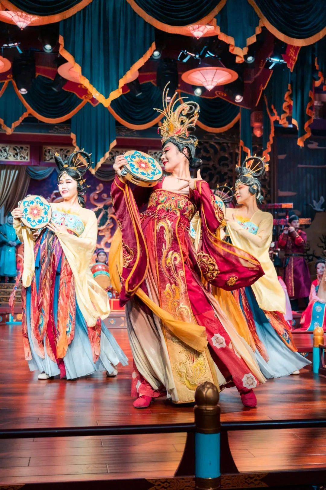 这大概是梦中的大唐夜宴吧~_盛唐_时光_曲江