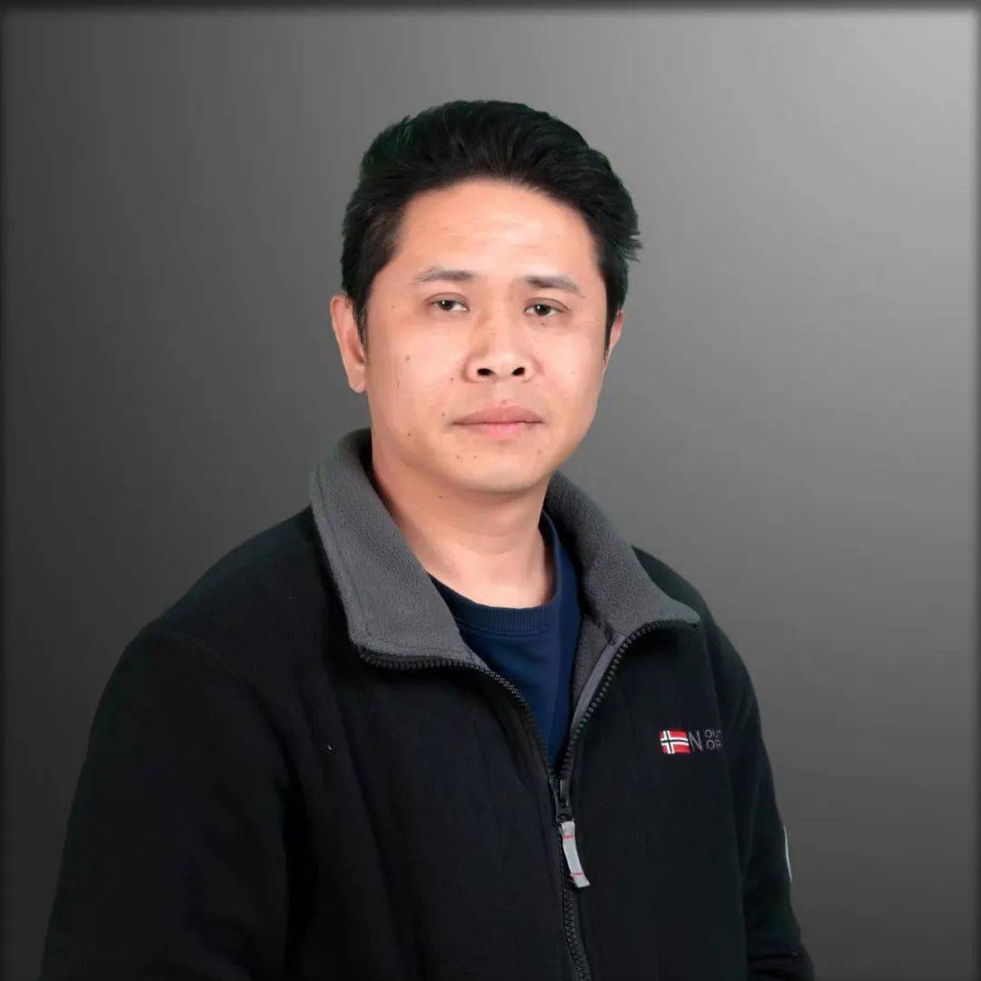 黄河清▲《秋霭》60x90cm 黄河清▼刘密才湖南省美协会员湖南省油画