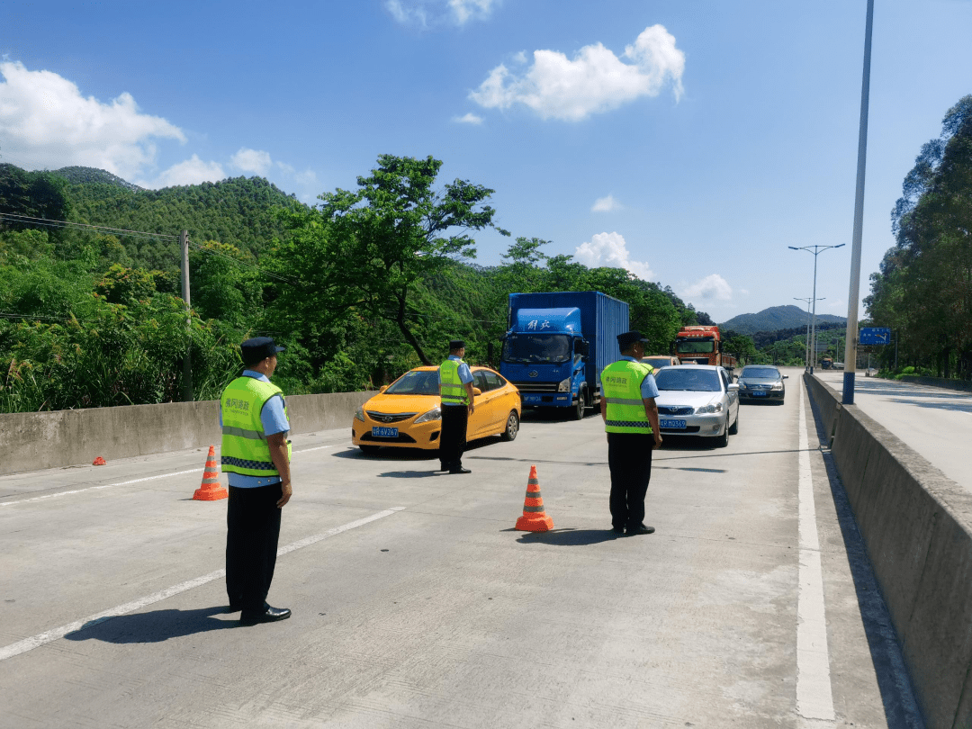 国道G106线佛冈县城迳路段公路重点水毁修复工程完工恢复通行_交通_施工_路面