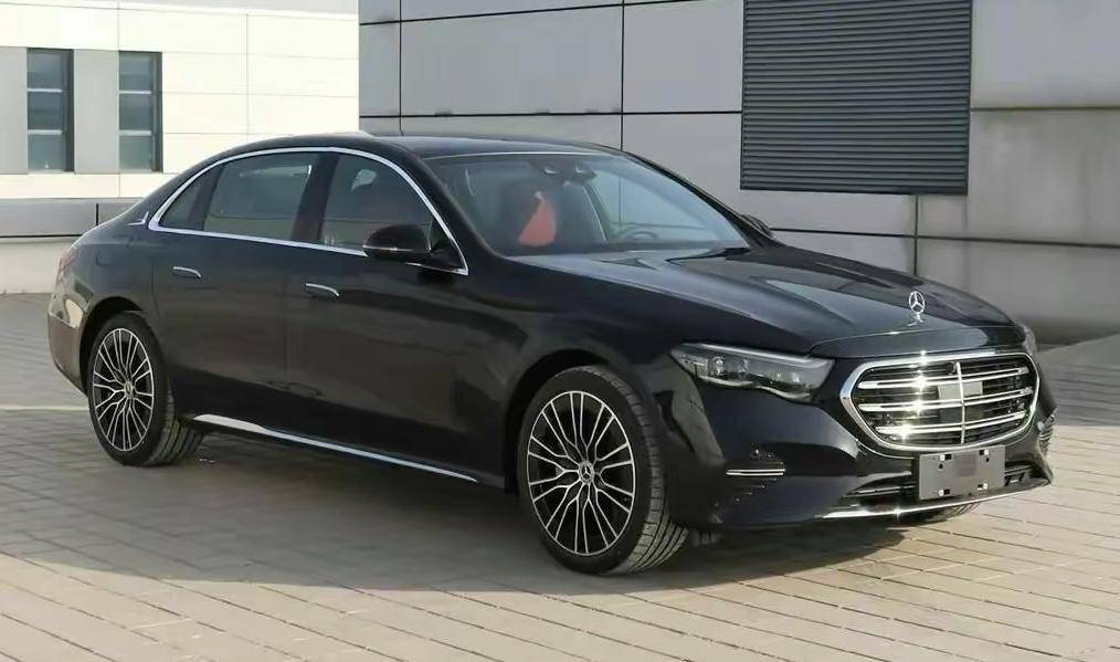 全新奔驰e级"国内首现":售价将普涨3-8万"低调内饰"首度曝光_搜狐汽车