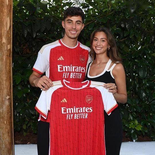 哈弗茨与女友甜蜜订婚15_吕迪格_阿森纳_ins