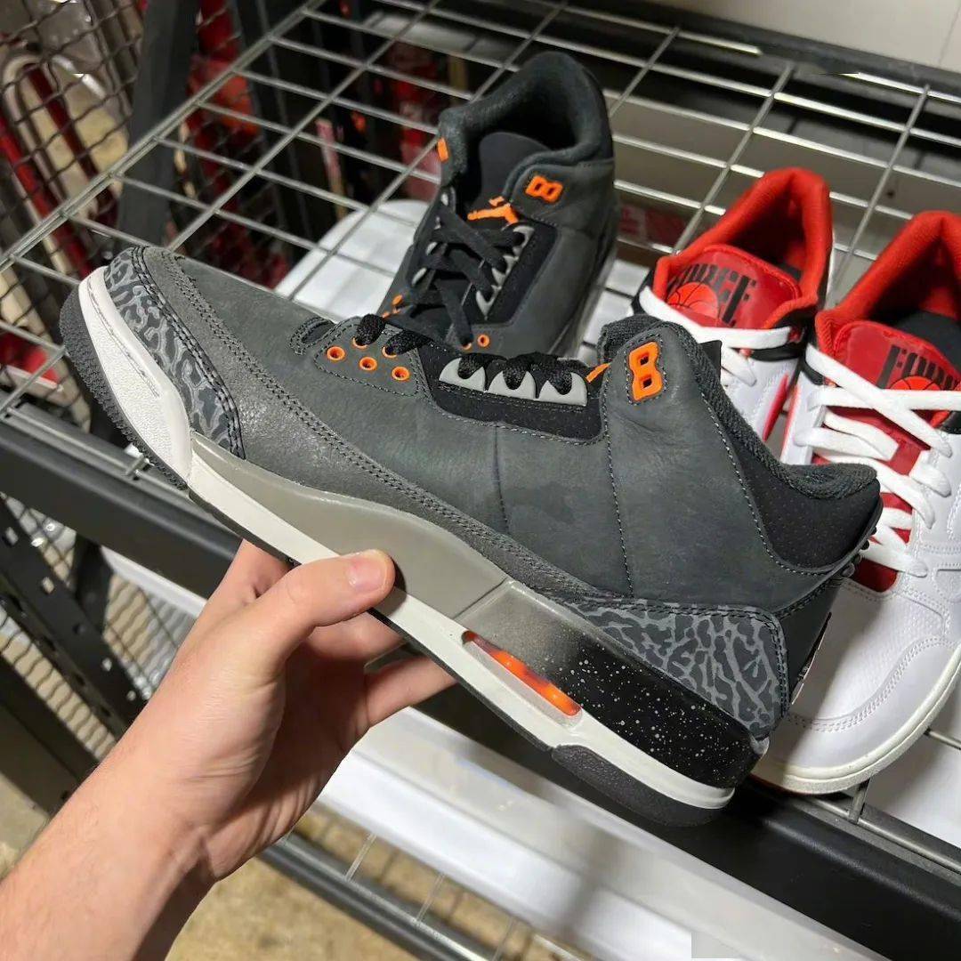 原滋原味！Air Jordan 3 “Fear” 恐惧来袭！_手机搜狐网