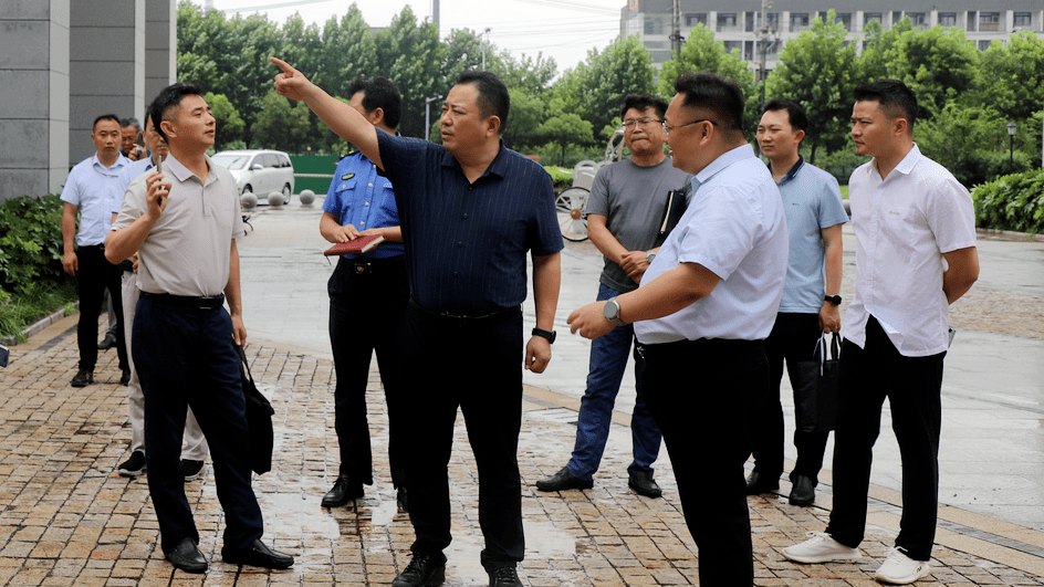 西商动态|六安市经济开发区管委会调研西商婚纱城和西商蔬果市场_程旭