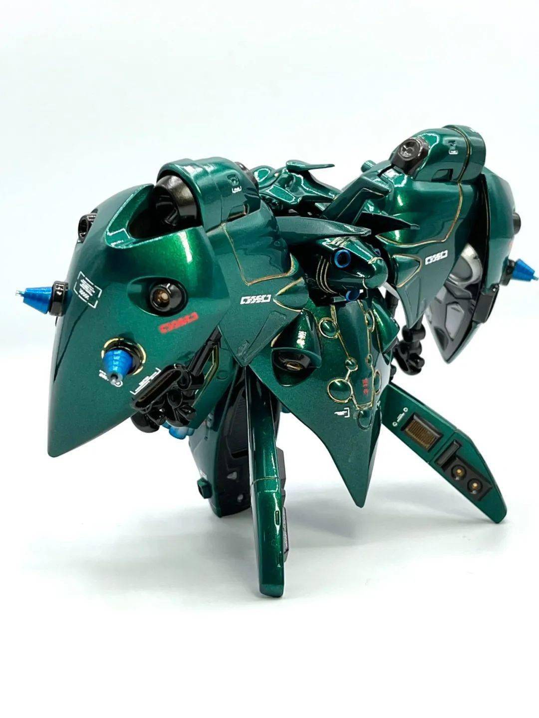 sd路维·捷露α,金属绿光亮涂装_公众_改造_模型